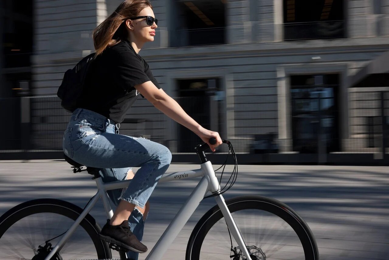 Rowerzyści apelują o uporządkowanie ścieżek rowerowych w mieście